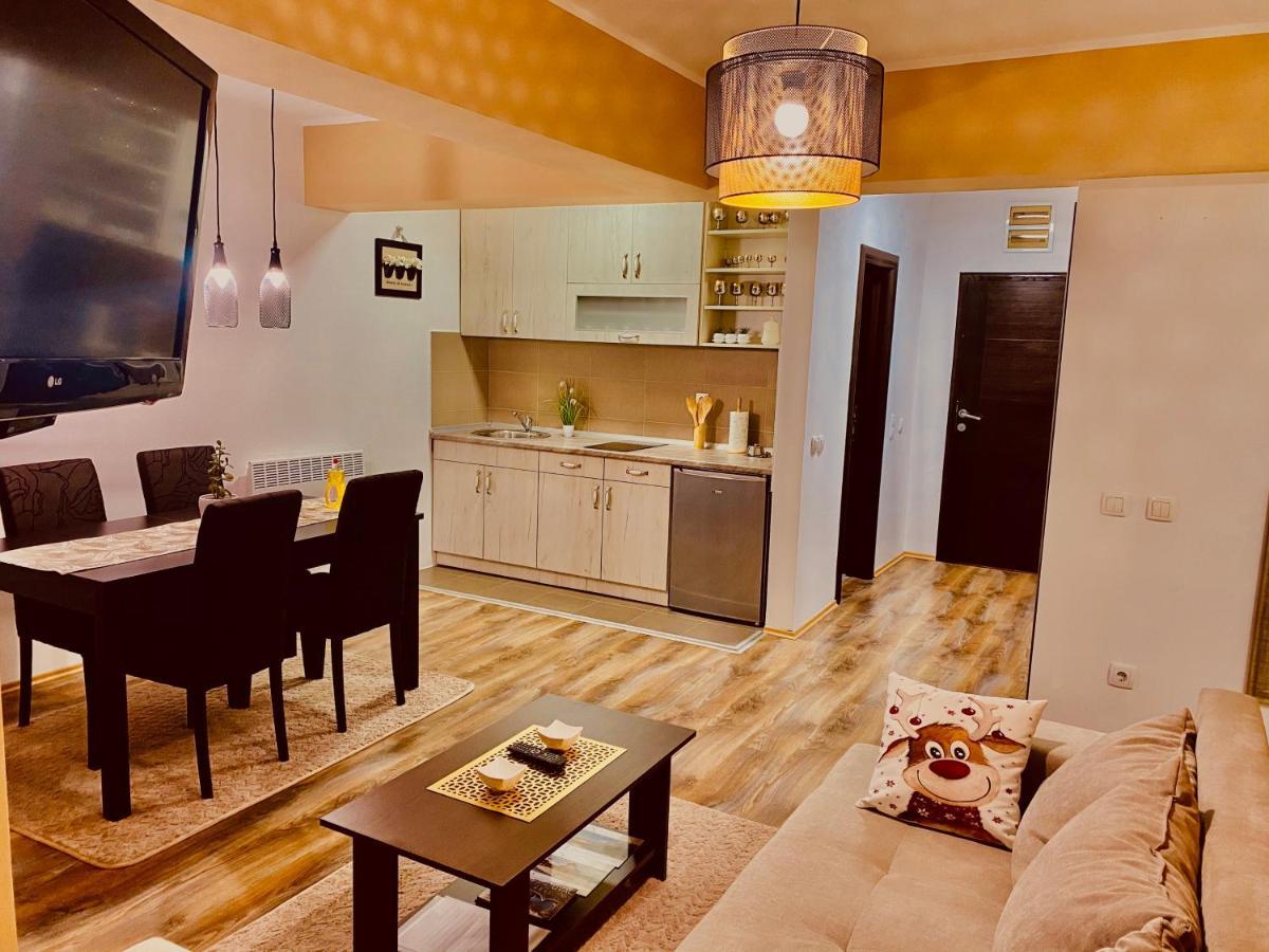 Ana Luxury Apartment **** Nova Varos Exterior photo